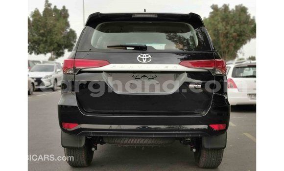 Sayi Imported Toyota Fortuner Black Mota in Import - Dubai a Ashanti Sayi Imported Toyota Fortuner Black Mota in Import - Dubai a Ashanti