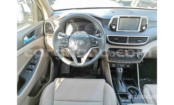 Sayi Imported Hyundai Tucson White Mota in Import - Dubai a Ashanti Sayi Imported Hyundai Tucson White Mota in Import - Dubai a Ashanti