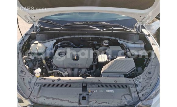 Sayi Imported Hyundai Tucson White Mota in Import - Dubai a Ashanti Sayi Imported Hyundai Tucson White Mota in Import - Dubai a Ashanti