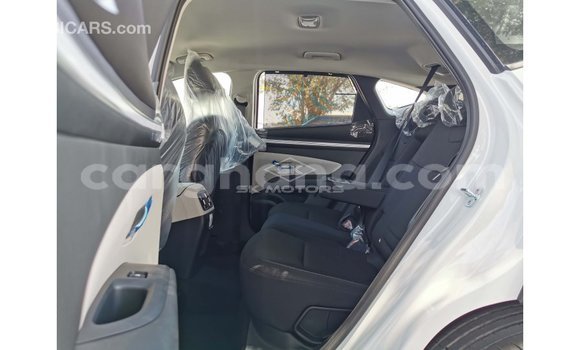 Sayi Imported Hyundai Tucson White Mota in Import - Dubai a Ashanti Sayi Imported Hyundai Tucson White Mota in Import - Dubai a Ashanti