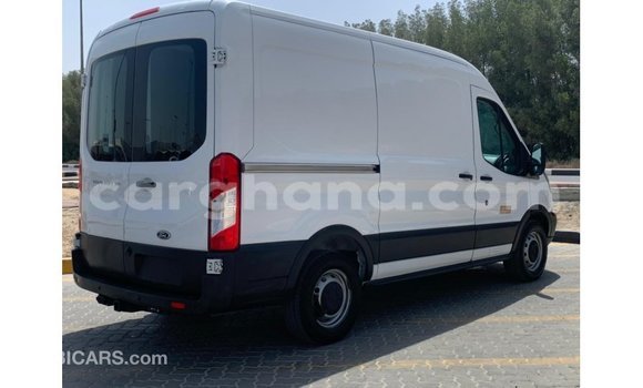 Buy Import FORD MUSTANG White Car in Import - Dubai in Ashanti Buy Import FORD MUSTANG White Car in Import - Dubai in Ashanti