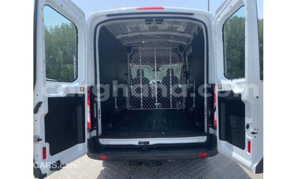 Buy Import FORD MUSTANG White Car in Import - Dubai in Ashanti Buy Import FORD MUSTANG White Car in Import - Dubai in Ashanti