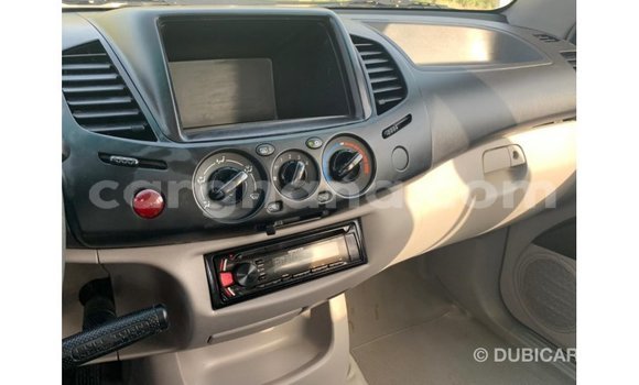 Buy Import Mitsubishi L200 White Car in Import - Dubai in Ashanti Buy Import Mitsubishi L200 White Car in Import - Dubai in Ashanti