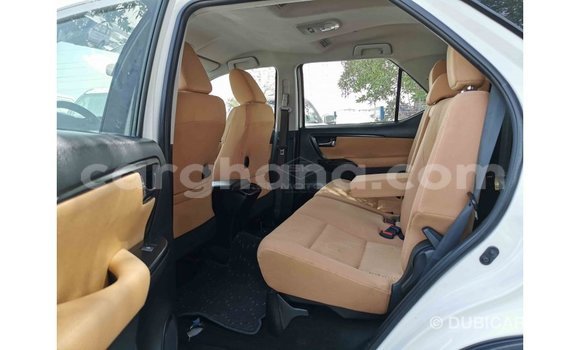 Buy Import Toyota Fortuner White Car in Import - Dubai in Ashanti Buy Import Toyota Fortuner White Car in Import - Dubai in Ashanti