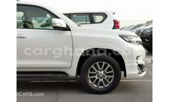 Buy Import Toyota Prado White Car in Import - Dubai in Ashanti Buy Import Toyota Prado White Car in Import - Dubai in Ashanti