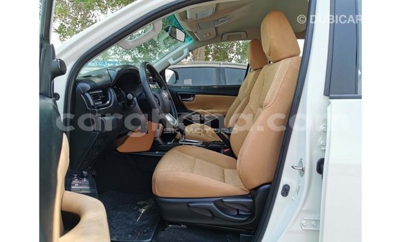 Buy Import Toyota Fortuner White Car in Import - Dubai in Ashanti Buy Import Toyota Fortuner White Car in Import - Dubai in Ashanti