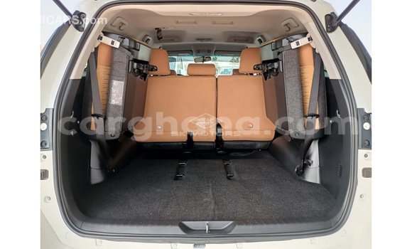 Buy Import Toyota Fortuner White Car in Import - Dubai in Ashanti Buy Import Toyota Fortuner White Car in Import - Dubai in Ashanti