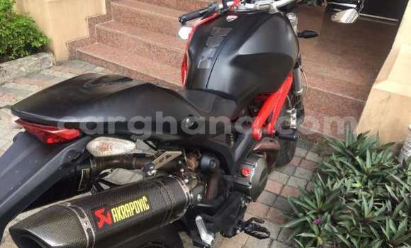 Sayi Na hannu Ducati 1200 Black Motsi in Sekondi–Takoradi Metropolitan a Yamma Sayi Na hannu Ducati 1200 Black Motsi in Sekondi–Takoradi Metropolitan a Yamma