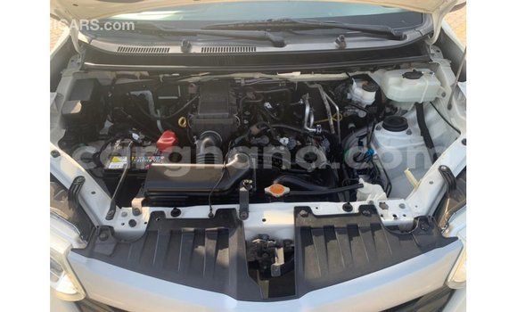 Ra Imported Toyota Avanza funfun Ọkọ̀ in Import - Dubai ni Ashanti Ra Imported Toyota Avanza funfun Ọkọ̀ in Import - Dubai ni Ashanti