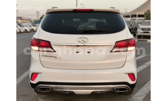 Buy Import Hyundai Santa Fe White Car in Import - Dubai in Ashanti Buy Import Hyundai Santa Fe White Car in Import - Dubai in Ashanti