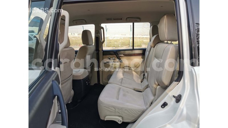 Big with watermark mitsubishi pajero ashanti import dubai 31673