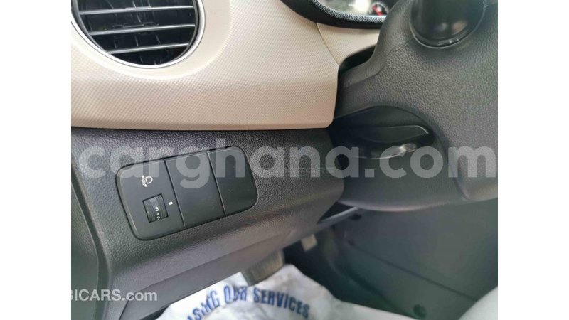 Big with watermark hyundai i10 ashanti import dubai 31705