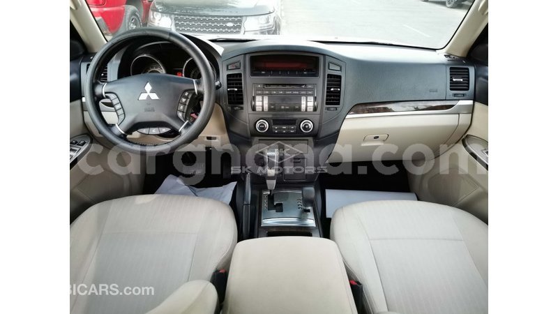 Big with watermark mitsubishi pajero ashanti import dubai 31706