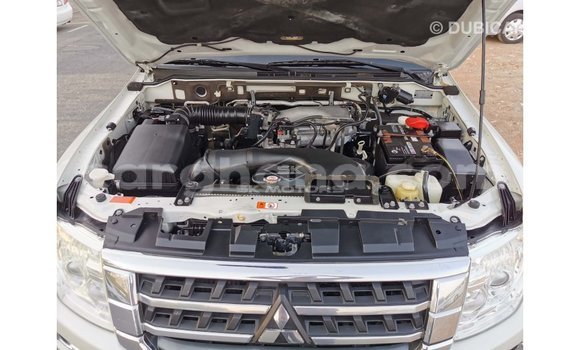 Buy Import Mitsubishi Pajero White Car in Import - Dubai in Ashanti Buy Import Mitsubishi Pajero White Car in Import - Dubai in Ashanti