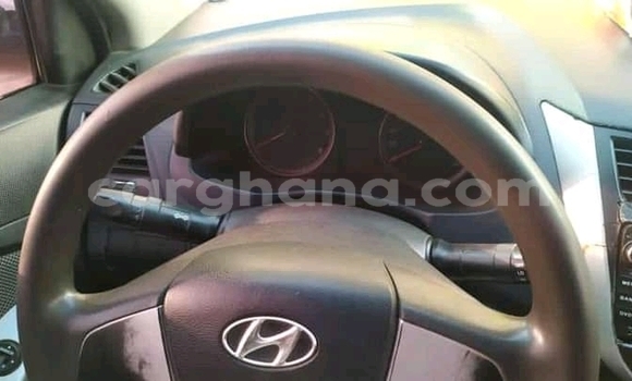 Buy Used Hyundai Accent White Car in Accra in Greater Accra Buy Used Hyundai Accent White Car in Accra in Greater Accra