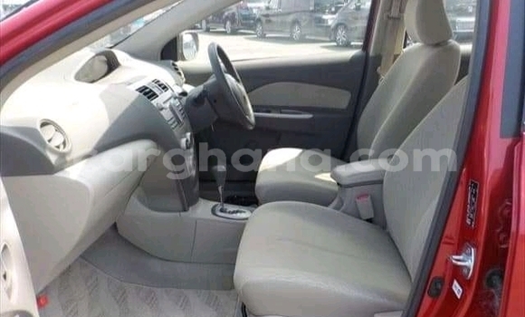 Ra Àlòkù Toyota Belta Red Ọkọ̀ in Accra ni Greater Accra Ra Àlòkù Toyota Belta Red Ọkọ̀ in Accra ni Greater Accra