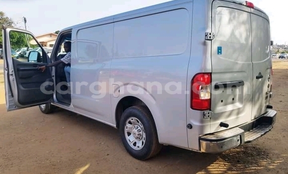 Buy Used Nissan NV350 Caravan White Car in Accra in Greater Accra Buy Used Nissan NV350 Caravan White Car in Accra in Greater Accra