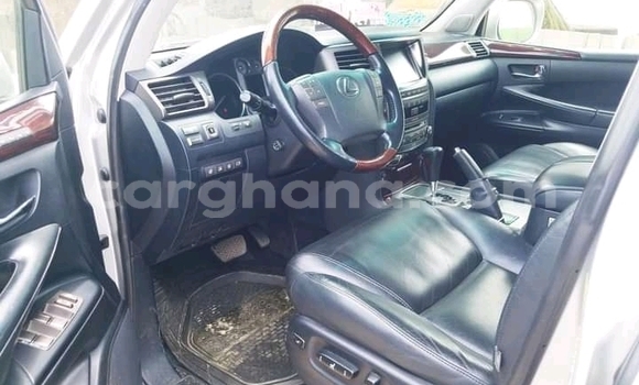 Sayi Na hannu Lexus LX 570 Sauran Mota in Accra a Greater Accra Sayi Na hannu Lexus LX 570 Sauran Mota in Accra a Greater Accra