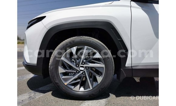 Ra Imported Hyundai Tucson funfun Ọkọ̀ in Import - Dubai ni Ashanti Ra Imported Hyundai Tucson funfun Ọkọ̀ in Import - Dubai ni Ashanti