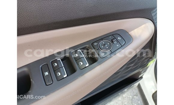 Buy Import Hyundai Santa Fe White Car in Import - Dubai in Ashanti Buy Import Hyundai Santa Fe White Car in Import - Dubai in Ashanti