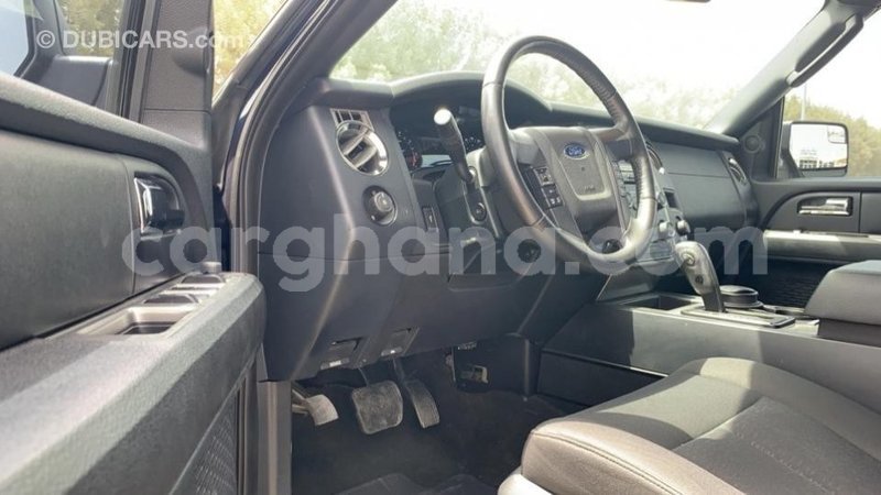 Big with watermark ford expedition ashanti import dubai 31747