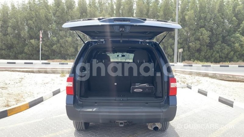 Big with watermark ford expedition ashanti import dubai 31747