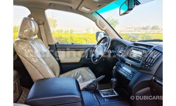 Ra Imported Toyota Land Cruiser Blue Ọkọ̀ in Import - Dubai ni Ashanti Ra Imported Toyota Land Cruiser Blue Ọkọ̀ in Import - Dubai ni Ashanti