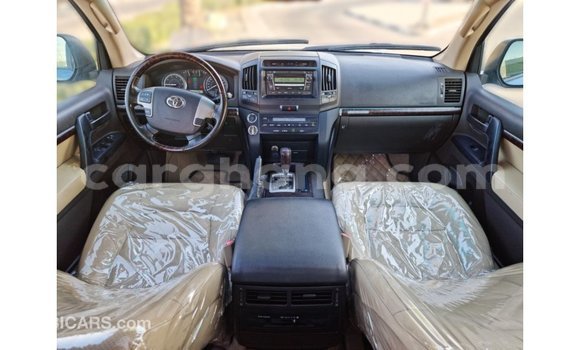 Ra Imported Toyota Land Cruiser Blue Ọkọ̀ in Import - Dubai ni Ashanti Ra Imported Toyota Land Cruiser Blue Ọkọ̀ in Import - Dubai ni Ashanti