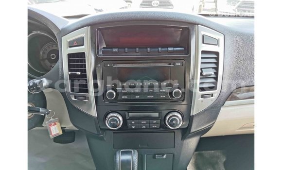 Buy Import Mitsubishi Pajero White Car in Import - Dubai in Ashanti Buy Import Mitsubishi Pajero White Car in Import - Dubai in Ashanti