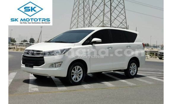 Ra Imported Toyota Innova funfun Ọkọ̀ in Import - Dubai ni Ashanti Ra Imported Toyota Innova funfun Ọkọ̀ in Import - Dubai ni Ashanti