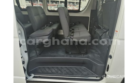 Ra Imported Toyota Hiace funfun Ọkọ̀ in Import - Dubai ni Ashanti Ra Imported Toyota Hiace funfun Ọkọ̀ in Import - Dubai ni Ashanti