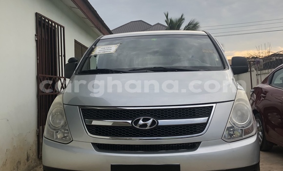 Buy Used Hyundai H1 Silver Car in Accra in Greater Accra Buy Used Hyundai H1 Silver Car in Accra in Greater Accra