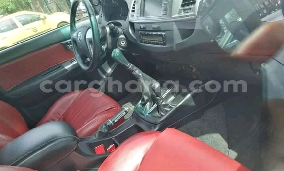 Buy Used Toyota Hilux Black Car in Accra in Greater Accra Buy Used Toyota Hilux Black Car in Accra in Greater Accra