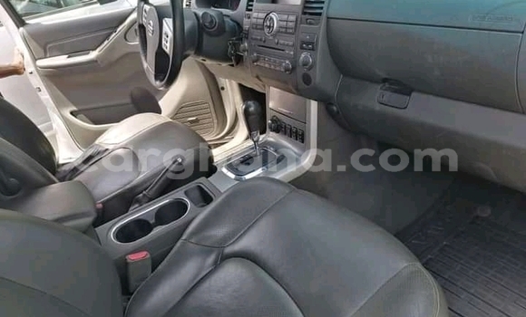 Buy Used Toyota Hilux Black Car in Accra in Greater Accra Buy Used Toyota Hilux Black Car in Accra in Greater Accra