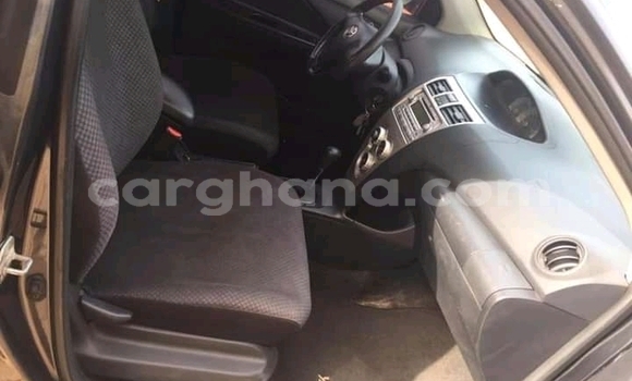 Ra Àlòkù Toyota Yaris Black Ọkọ̀ in Accra ni Greater Accra Ra Àlòkù Toyota Yaris Black Ọkọ̀ in Accra ni Greater Accra