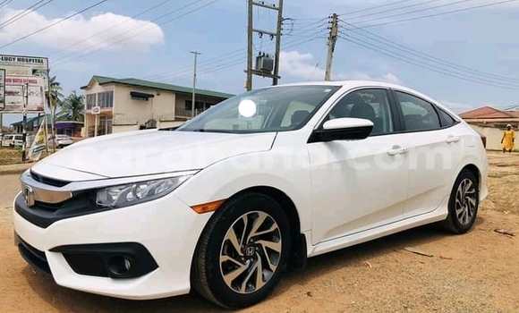 Buy Used Honda Civic White Car in Accra in Greater Accra Buy Used Honda Civic White Car in Accra in Greater Accra