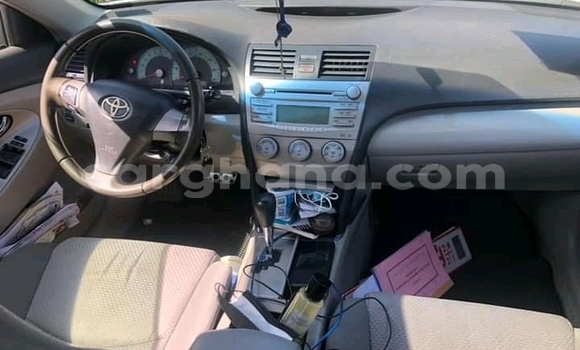 Buy Used Toyota Camry White Car in Accra in Greater Accra Buy Used Toyota Camry White Car in Accra in Greater Accra