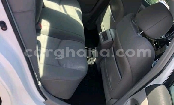 Buy Used Toyota Camry White Car in Accra in Greater Accra Buy Used Toyota Camry White Car in Accra in Greater Accra