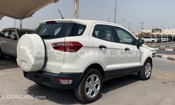 Sayi Imported FORD MUSTANG White Mota in Import - Dubai a Ashanti Sayi Imported FORD MUSTANG White Mota in Import - Dubai a Ashanti