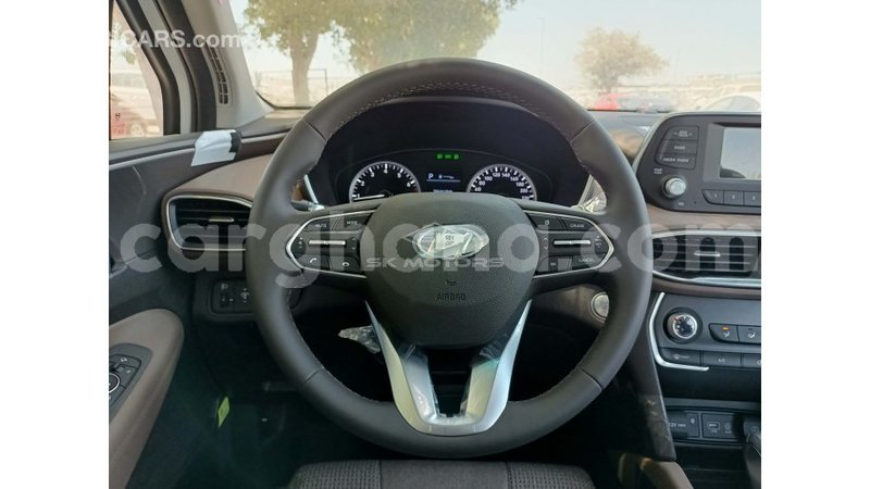 Big with watermark hyundai santa fe ashanti import dubai 31888