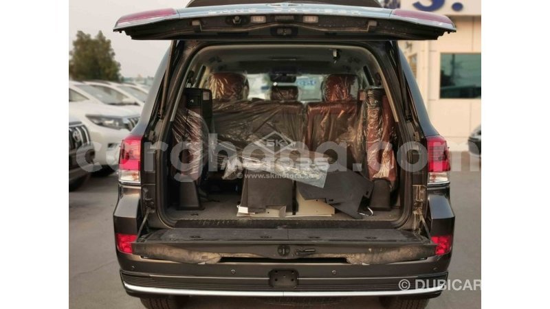 Big with watermark toyota land cruiser ashanti import dubai 31893