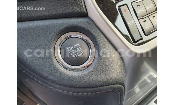 Buy Import Toyota Land Cruiser White Car in Import - Dubai in Ashanti Buy Import Toyota Land Cruiser White Car in Import - Dubai in Ashanti