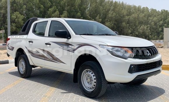 Buy Import Mitsubishi L200 White Car in Import - Dubai in Ashanti Buy Import Mitsubishi L200 White Car in Import - Dubai in Ashanti