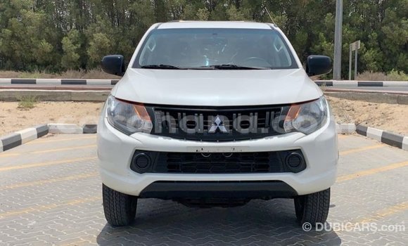 Buy Import Mitsubishi L200 White Car in Import - Dubai in Ashanti Buy Import Mitsubishi L200 White Car in Import - Dubai in Ashanti