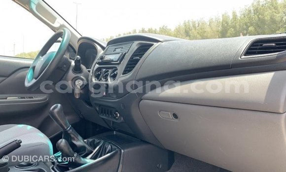 Buy Import Mitsubishi L200 White Car in Import - Dubai in Ashanti Buy Import Mitsubishi L200 White Car in Import - Dubai in Ashanti