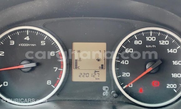 Buy Import Mitsubishi L200 White Car in Import - Dubai in Ashanti Buy Import Mitsubishi L200 White Car in Import - Dubai in Ashanti