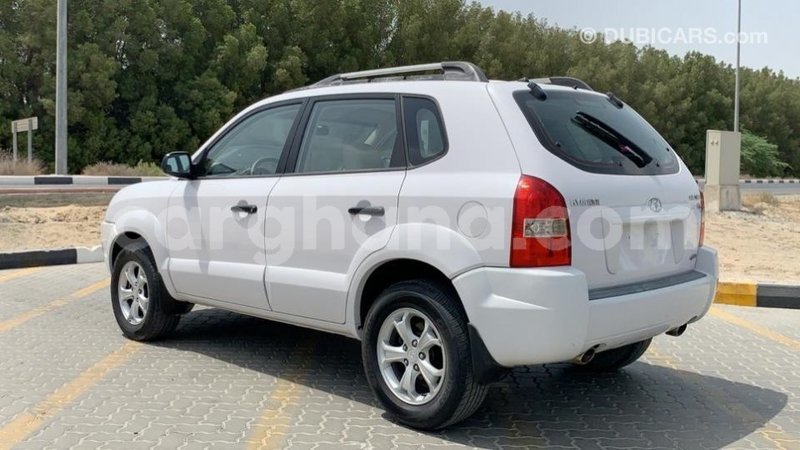 Big with watermark hyundai tucson ashanti import dubai 31898