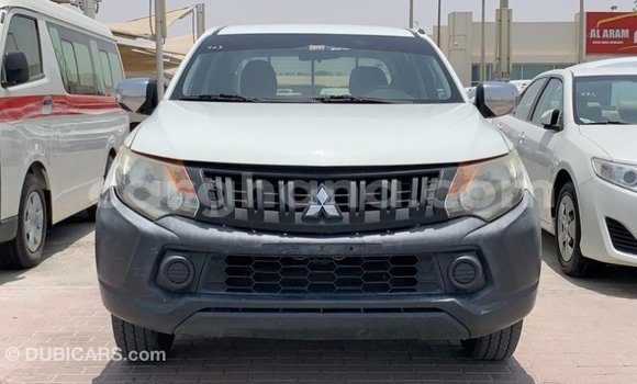 Ra Imported Mitsubishi L200 funfun Ọkọ̀ in Import - Dubai ni Ashanti Ra Imported Mitsubishi L200 funfun Ọkọ̀ in Import - Dubai ni Ashanti