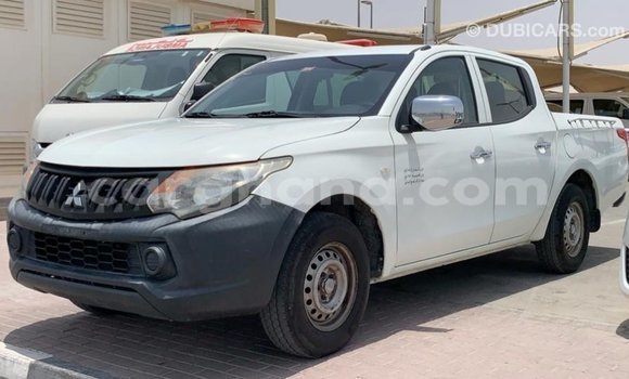 Ra Imported Mitsubishi L200 funfun Ọkọ̀ in Import - Dubai ni Ashanti Ra Imported Mitsubishi L200 funfun Ọkọ̀ in Import - Dubai ni Ashanti