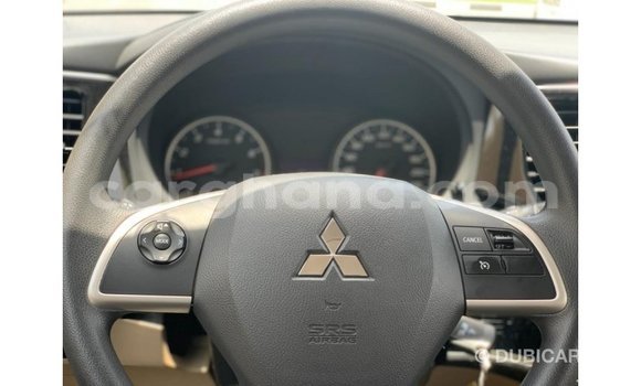 Ra Imported Mitsubishi Outlander funfun Ọkọ̀ in Import - Dubai ni Ashanti Ra Imported Mitsubishi Outlander funfun Ọkọ̀ in Import - Dubai ni Ashanti